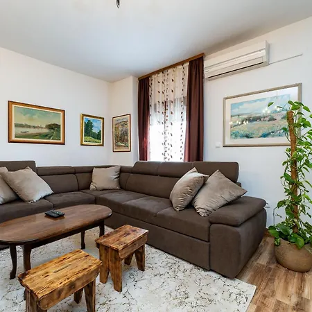 I&m * Jasenice (Zadar)