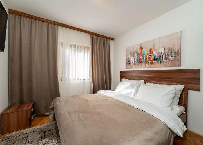 Вилла I&m Ясенице